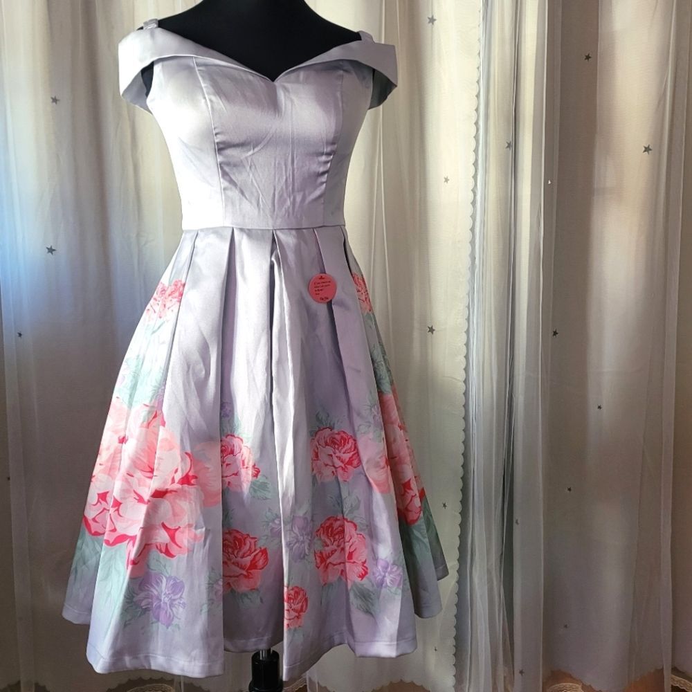 🍒NWT🍒 CHI CHI LONDON COCKTAIL DRESS
